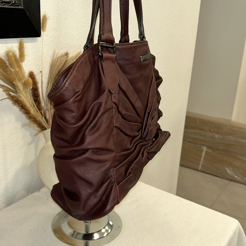 BURBERRY Leather Shoulder Bag - Picture 4 of 14